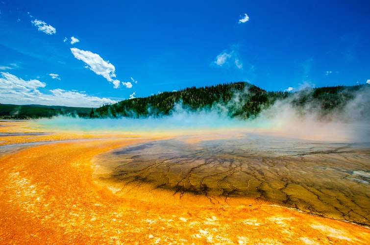 yellowstone-national-park